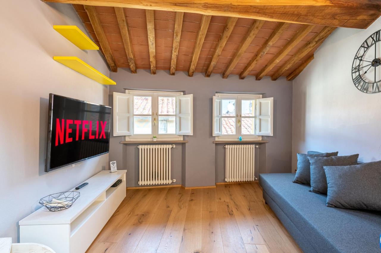Casa San Paolino Dentro Le MuraElegant Flat Wifi E Selfcheckin Lucca Bagian luar foto